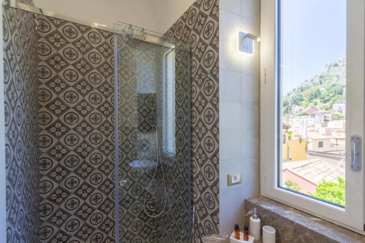 Villa Valverde Apartments E B&B Таормина Екстериор снимка