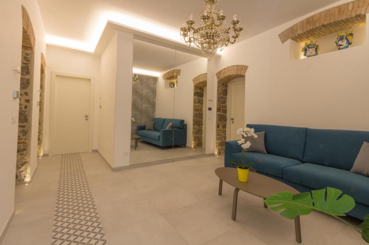 Villa Valverde Apartments E B&B Таормина Екстериор снимка